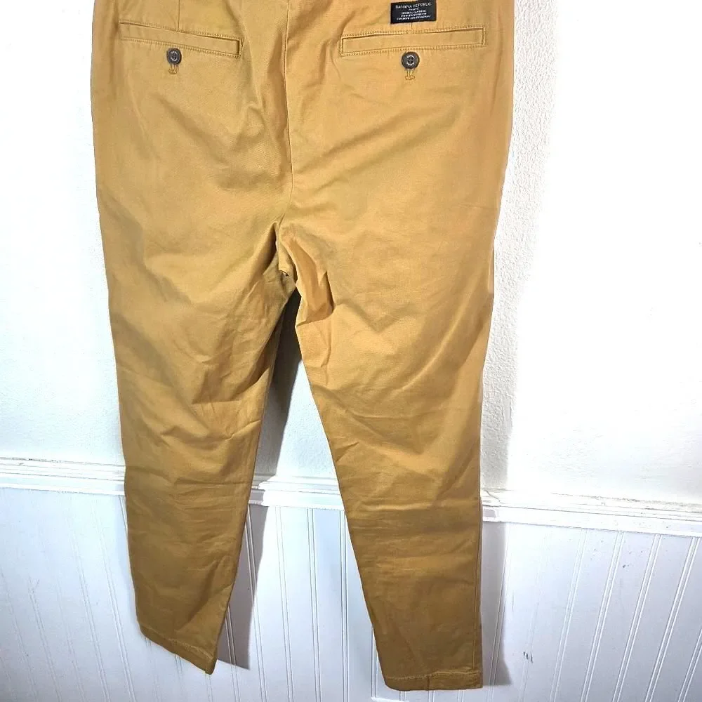 Banana Republic classic slim